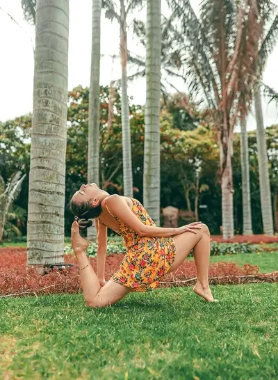 Escuela Experta Holística por Kathe Yogui